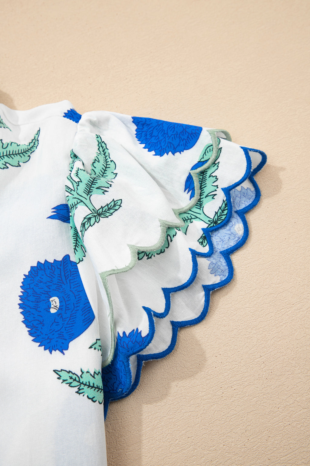 Pink Wild Flower Print Contrast Trim Scallop Detail Short Sleeve Blouse