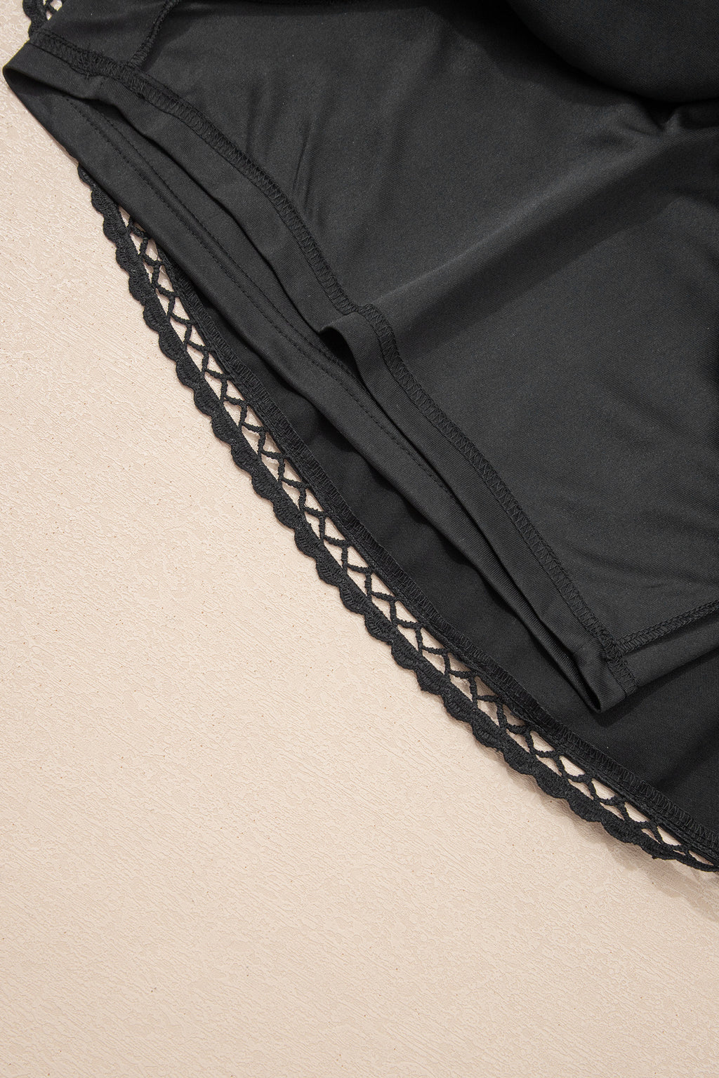 White Plus Size Frilled Elastic Waist Lace Trim Boho Ruffled Shorts