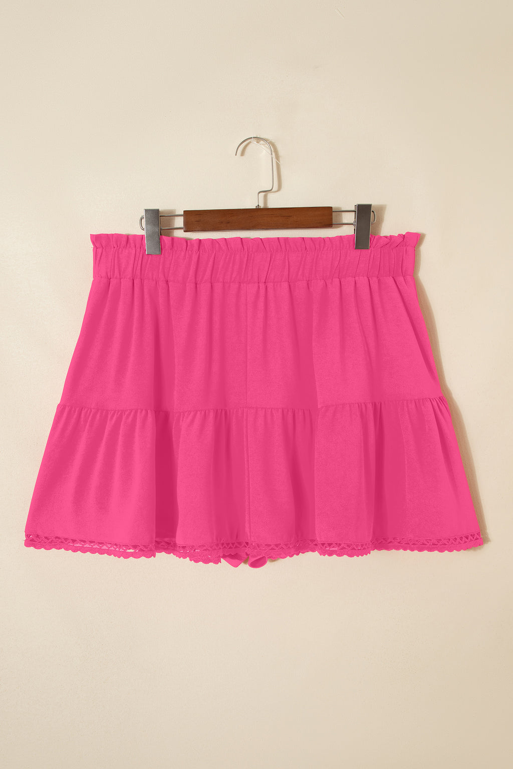 White Plus Size Frilled Elastic Waist Lace Trim Boho Ruffled Shorts