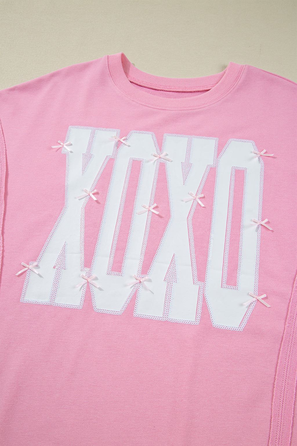Black Bow Sequin XOXO Letter Graphic Exposed Seam Baggy Sweatshirt