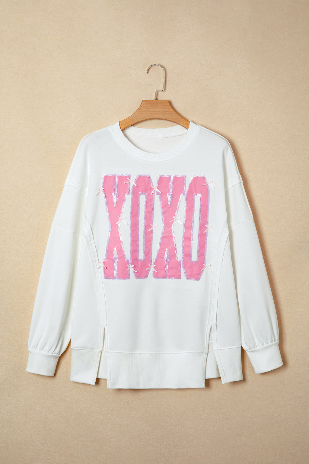 Black Bow Sequin XOXO Letter Graphic Exposed Seam Baggy Sweatshirt