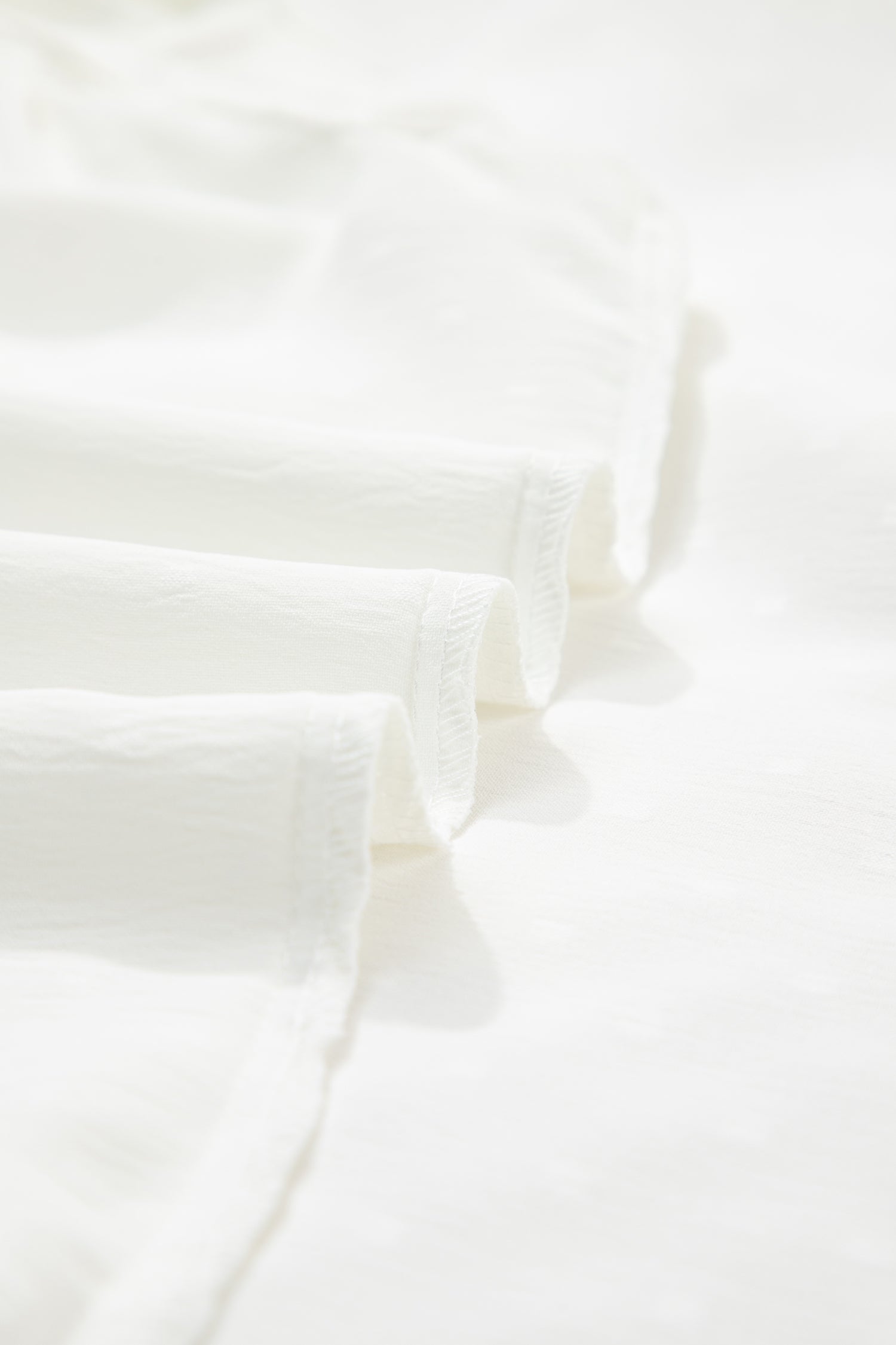 White Plus Size Swiss Dot Ruffle Lace Trim V Neck Tank Top