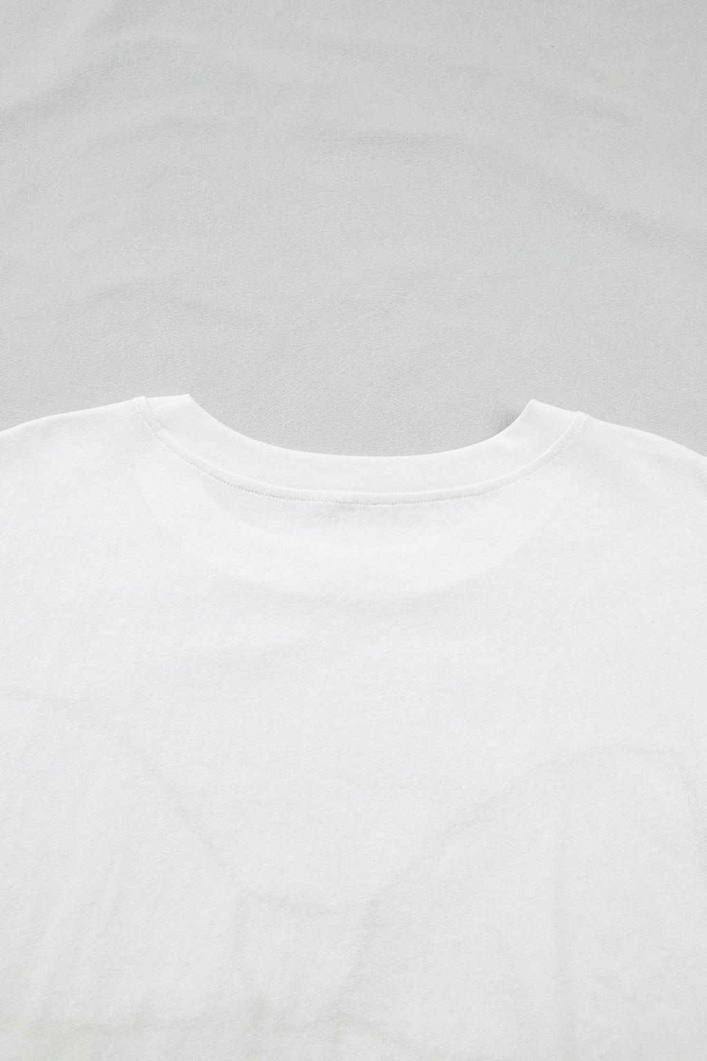 White Plus Size Leopard Bow Embroidered Patch Casual T Shirt