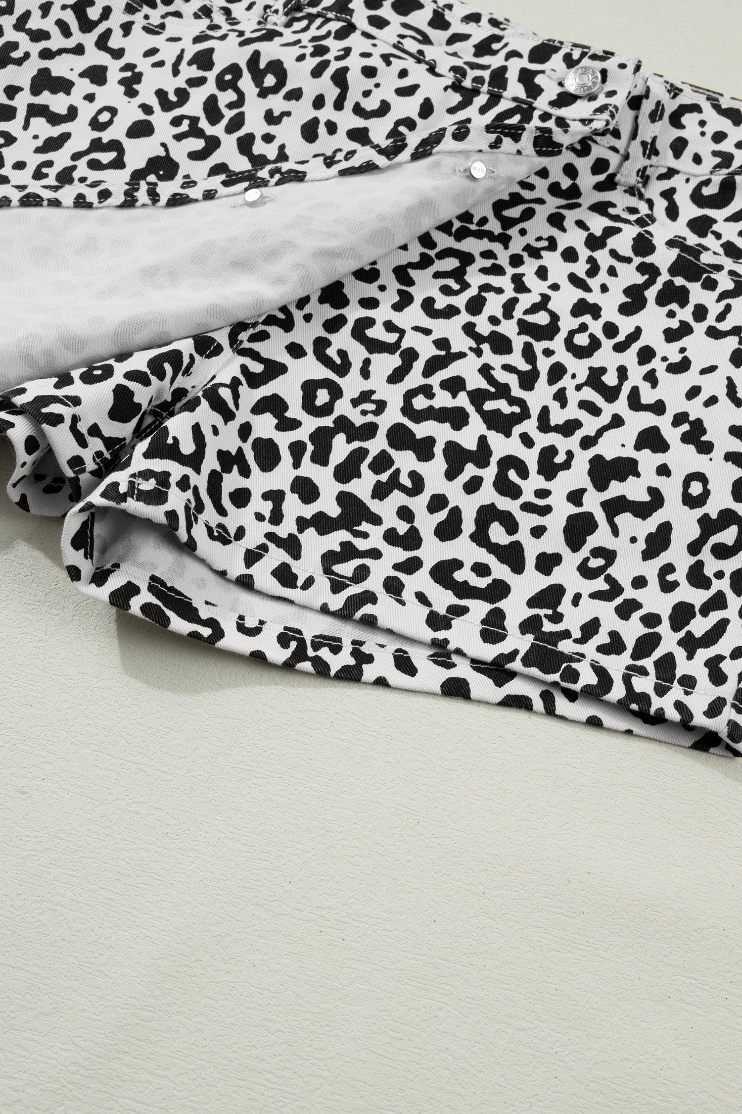 Brown Leopard Print Button Overlap Denim Shorts
